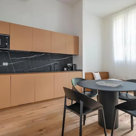 Appartamento Bright 2br - 2ba - Garden - Ac - Bologna